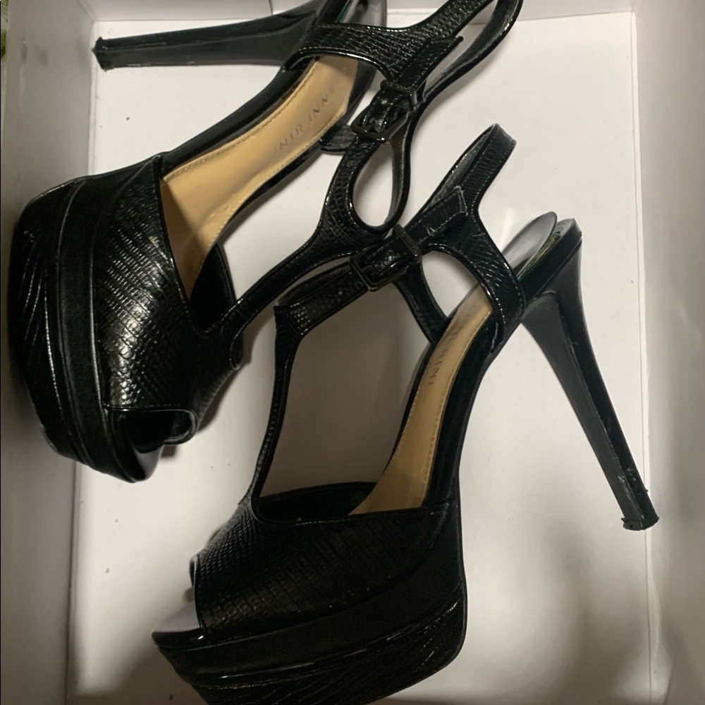 Gianni Bini Rylan Platform Sandal